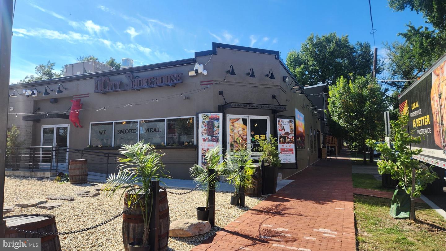 2331 HIGH ST SE, WASHINGTON, District Of Columbia 20020, 4 Bedrooms Bedrooms, ,4 BathroomsBathrooms,Residential,For sale,2331 HIGH ST SE,DCDC2232274 MLS # DCDC2232274