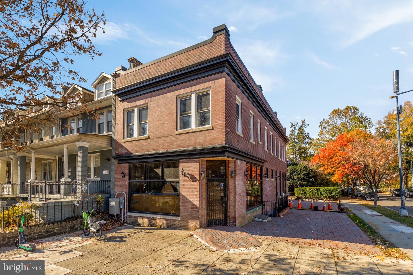 2324 NORTH CAPITOL ST NW, WASHINGTON, District Of Columbia 20002, ,Residential,For sale,2324 NORTH CAPITOL ST NW,DCDC2232276 MLS # DCDC2232276