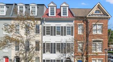 403 PRINCESS ST, ALEXANDRIA, Virginia 22314, 3 Bedrooms Bedrooms, ,3 BathroomsBathrooms,Residential,For sale,403 PRINCESS ST,VAAX2051900 MLS # VAAX2051900