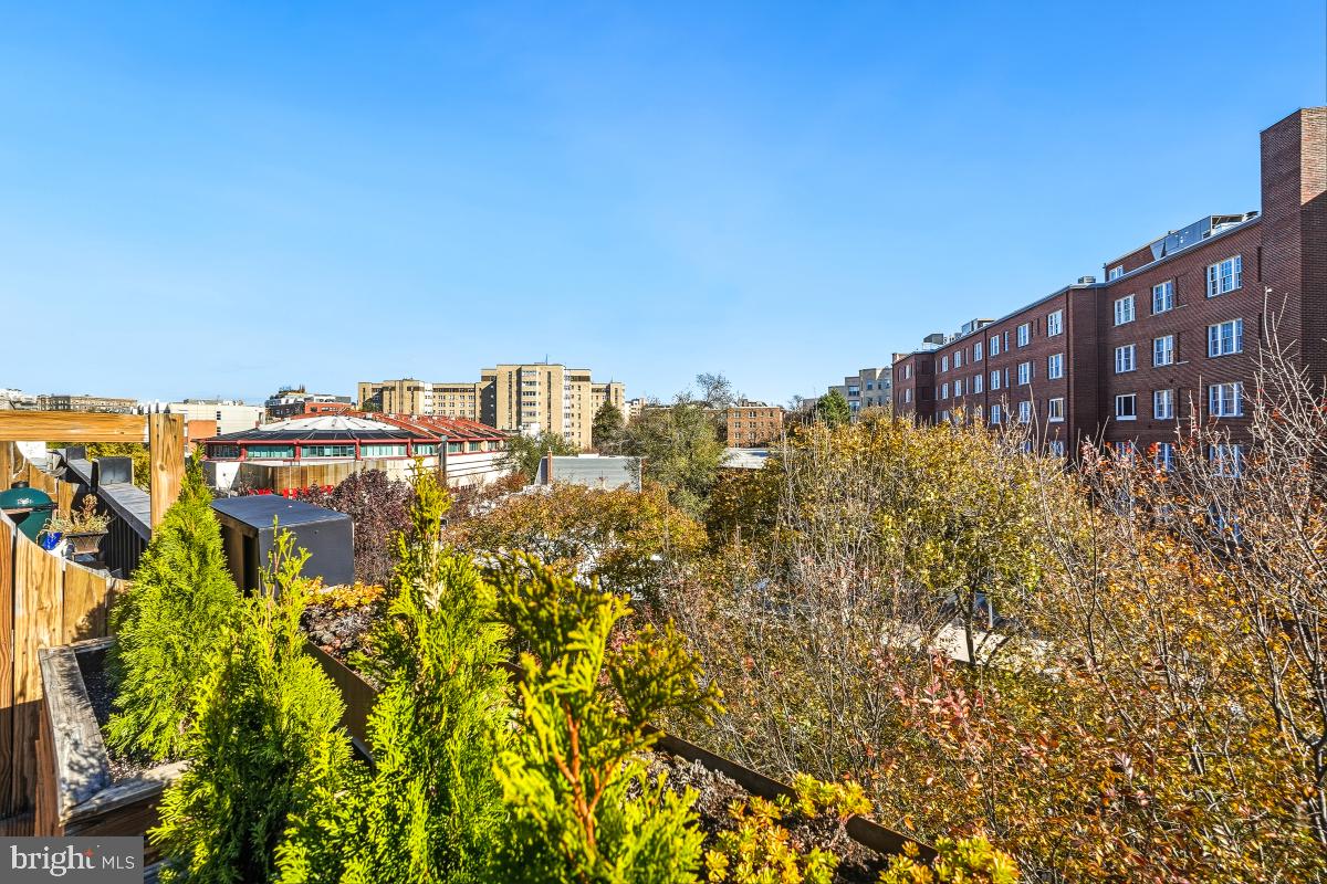 1700 KALORAMA RD NW #407, WASHINGTON, District Of Columbia 20009, 2 Bedrooms Bedrooms, ,2 BathroomsBathrooms,Residential,For sale,1700 KALORAMA RD NW #407,DCDC2232292 MLS # DCDC2232292