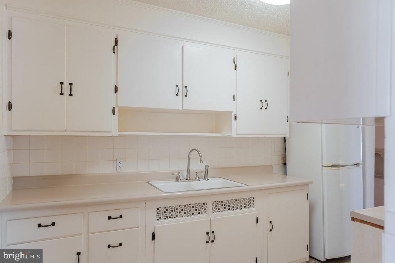 410 E EAST ROCKINGHAM ST, ELKTON, Virginia 22827, 4 Bedrooms Bedrooms, ,2 BathroomsBathrooms,Residential,For sale,410 E EAST ROCKINGHAM ST,VARO2002744 MLS # VARO2002744