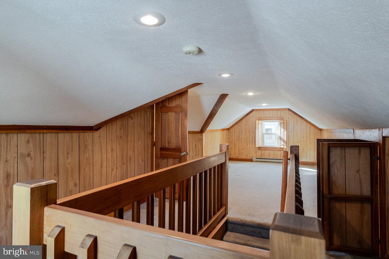 410 E EAST ROCKINGHAM ST, ELKTON, Virginia 22827, 4 Bedrooms Bedrooms, ,2 BathroomsBathrooms,Residential,For sale,410 E EAST ROCKINGHAM ST,VARO2002744 MLS # VARO2002744