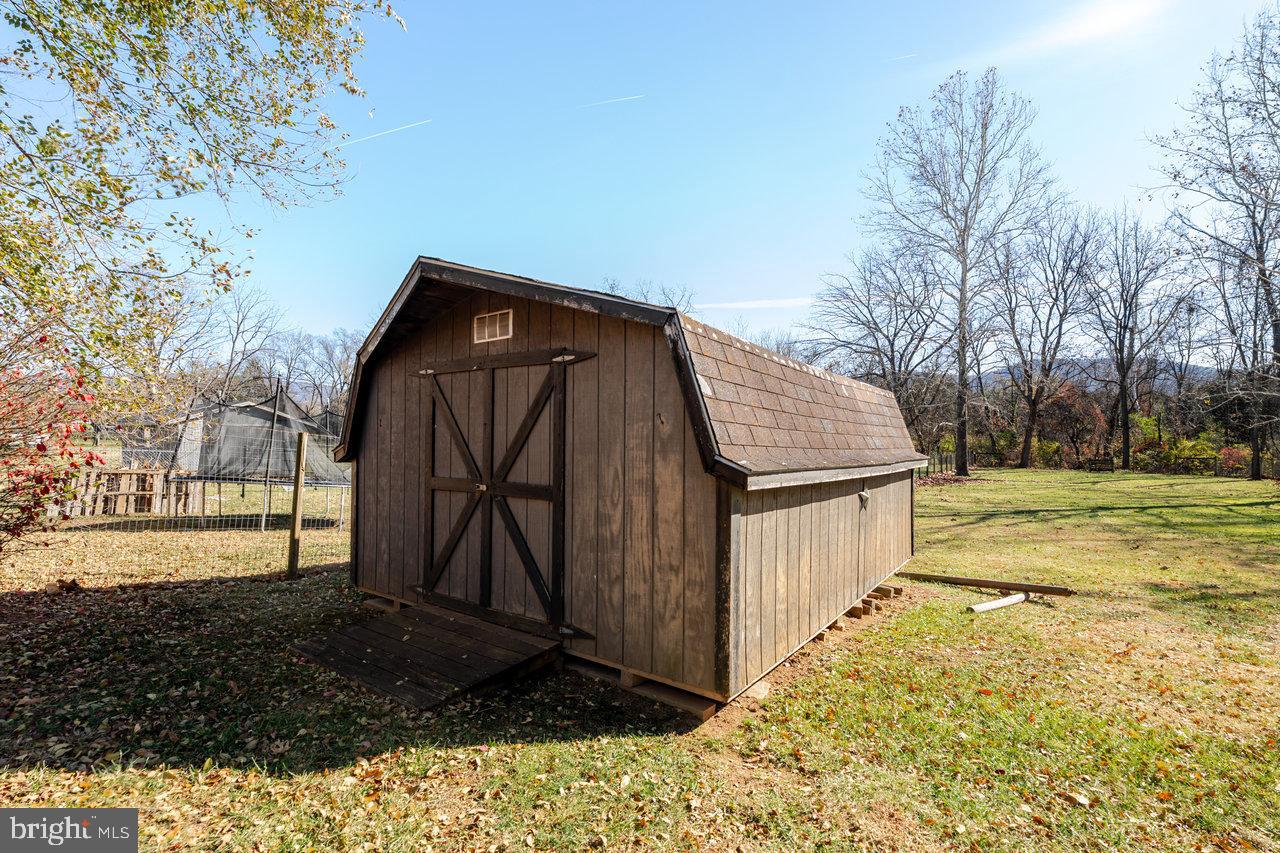 410 E EAST ROCKINGHAM ST, ELKTON, Virginia 22827, 4 Bedrooms Bedrooms, ,2 BathroomsBathrooms,Residential,For sale,410 E EAST ROCKINGHAM ST,VARO2002744 MLS # VARO2002744