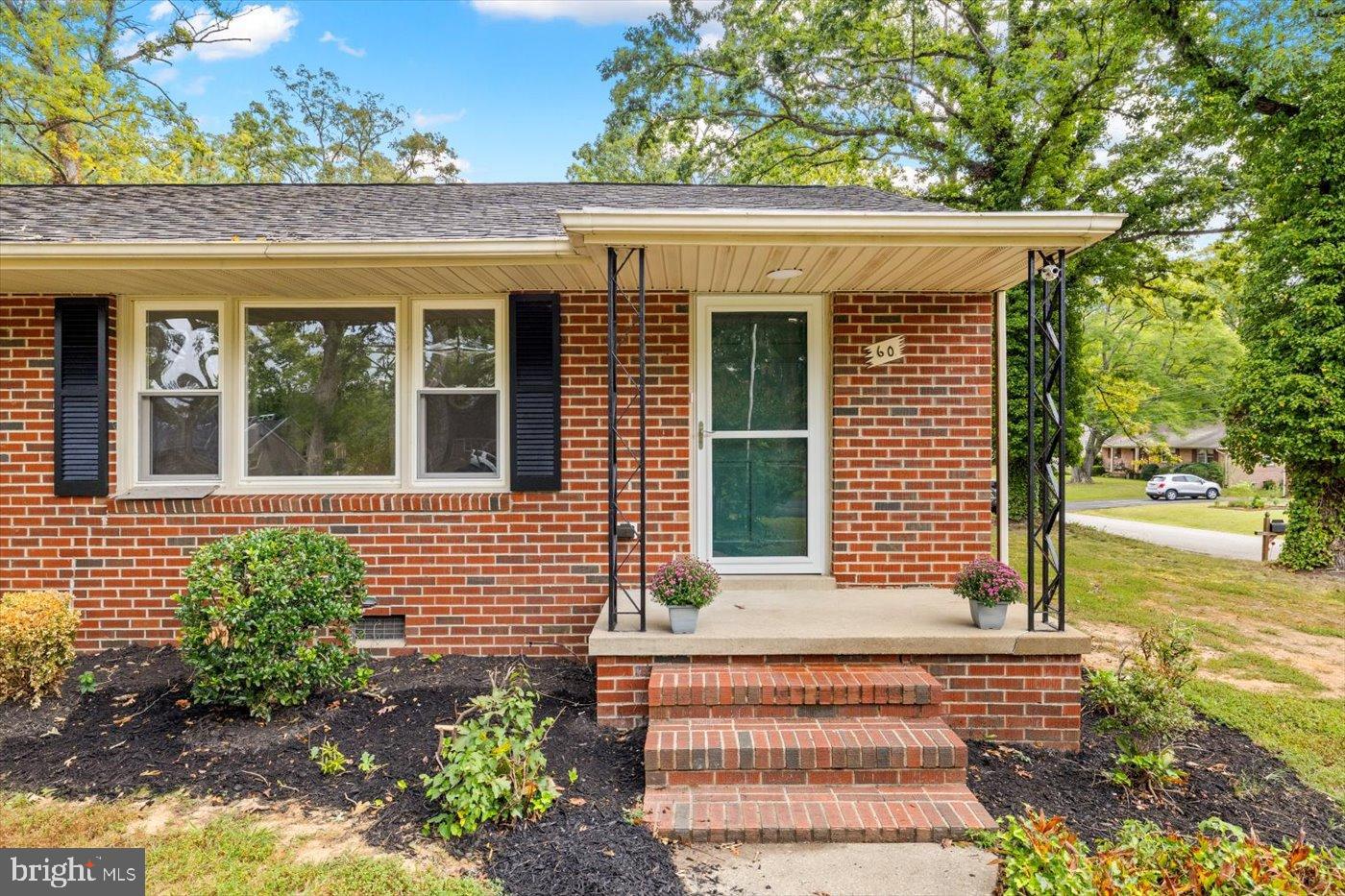 60 PENDLETON RD, FREDERICKSBURG, Virginia 22405, 3 Bedrooms Bedrooms, 5 Rooms Rooms,2 BathroomsBathrooms,Residential,For sale,60 PENDLETON RD,VAST2044326 MLS # VAST2044326