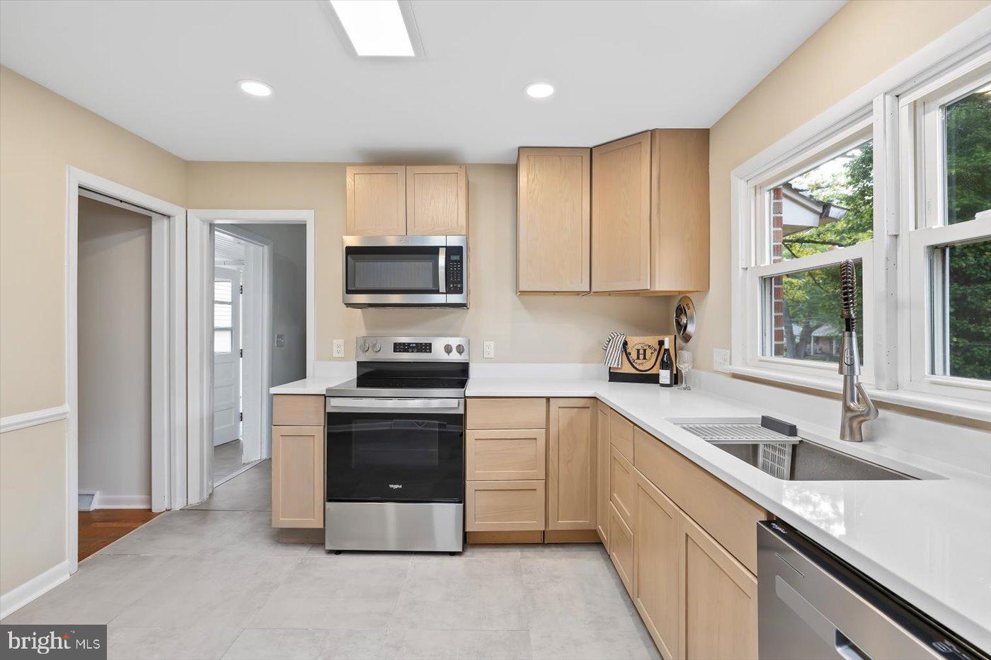 60 PENDLETON RD, FREDERICKSBURG, Virginia 22405, 3 Bedrooms Bedrooms, 5 Rooms Rooms,2 BathroomsBathrooms,Residential,For sale,60 PENDLETON RD,VAST2044326 MLS # VAST2044326