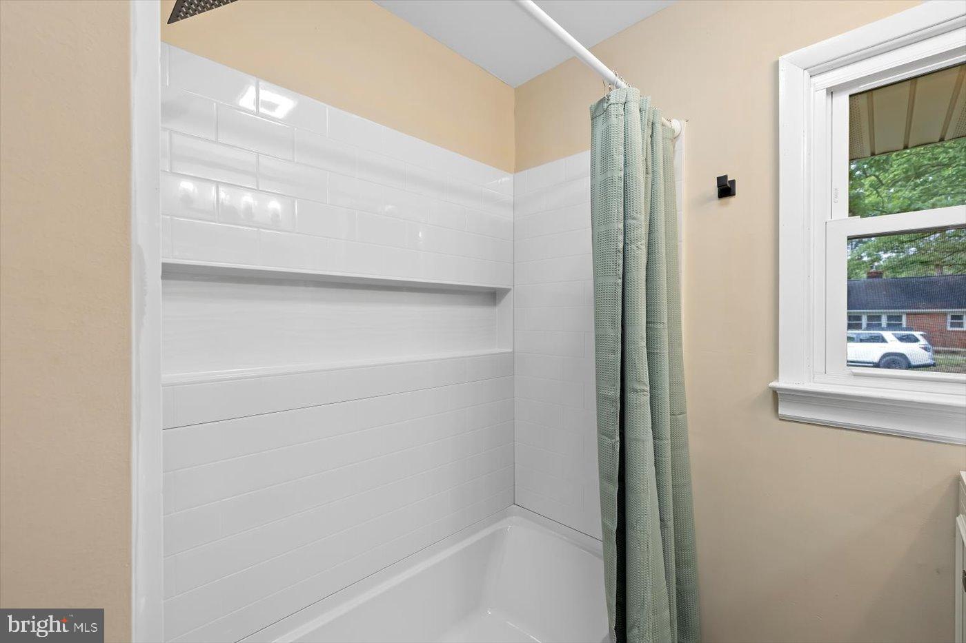 60 PENDLETON RD, FREDERICKSBURG, Virginia 22405, 3 Bedrooms Bedrooms, 5 Rooms Rooms,2 BathroomsBathrooms,Residential,For sale,60 PENDLETON RD,VAST2044326 MLS # VAST2044326