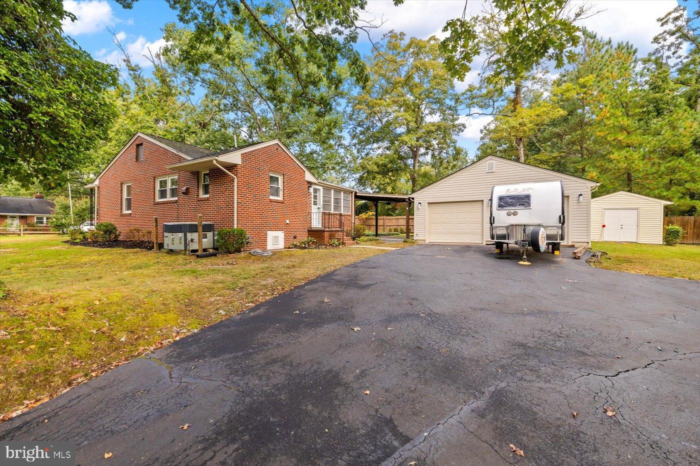 60 PENDLETON RD, FREDERICKSBURG, Virginia 22405, 3 Bedrooms Bedrooms, 5 Rooms Rooms,2 BathroomsBathrooms,Residential,For sale,60 PENDLETON RD,VAST2044326 MLS # VAST2044326