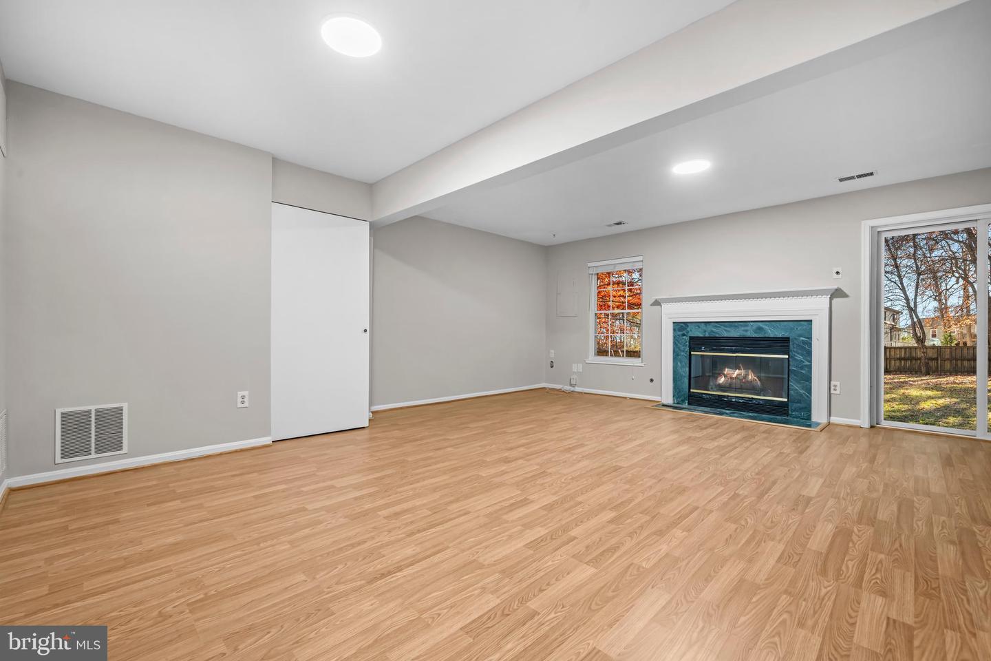 3321 BUCKEYE LN, FAIRFAX, Virginia 22033, 3 Bedrooms Bedrooms, ,3 BathroomsBathrooms,Residential,For sale,3321 BUCKEYE LN,VAFX2279668 MLS # VAFX2279668 3321 BUCKEYE LN, FAIRFAX, Virginia 22033, 3 Bedrooms Bedrooms, ,3 BathroomsBathrooms,Residential,For sale,3321 BUCKEYE LN,VAFX2279668 MLS # VAFX2279668