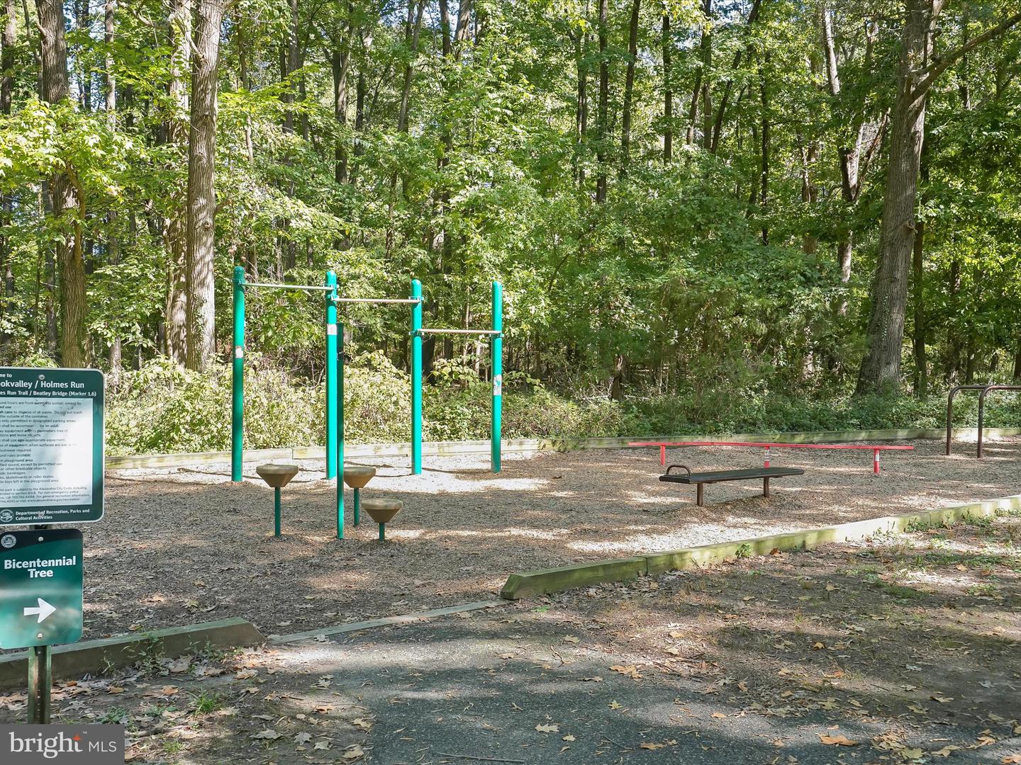 5300 HOLMES RUN PKWY #402, ALEXANDRIA, Virginia 22304, 2 Bedrooms Bedrooms, ,2 BathroomsBathrooms,Residential,For sale,5300 HOLMES RUN PKWY #402,VAAX2051910 MLS # VAAX2051910 5300 HOLMES RUN PKWY #402, ALEXANDRIA, Virginia 22304, 2 Bedrooms Bedrooms, ,2 BathroomsBathrooms,Residential,For sale,5300 HOLMES RUN PKWY #402,VAAX2051910 MLS # VAAX2051910