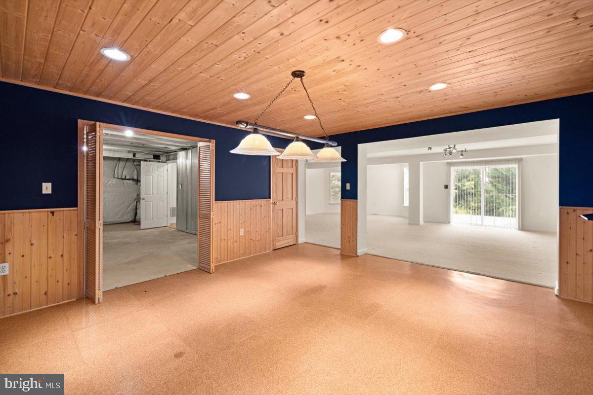 1504 BROOKDALE CT, WINCHESTER, Virginia 22601, 5 Bedrooms Bedrooms, ,4 BathroomsBathrooms,Residential,For sale,1504 BROOKDALE CT,VAWI2009496 MLS # VAWI2009496