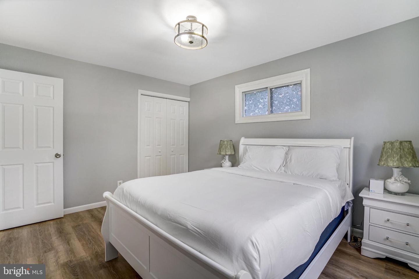 7727 KALORAMA RD, ANNANDALE, Virginia 22003, 3 Bedrooms Bedrooms, 12 Rooms Rooms,3 BathroomsBathrooms,Residential,For sale,7727 KALORAMA RD,VAFX2279690 MLS # VAFX2279690