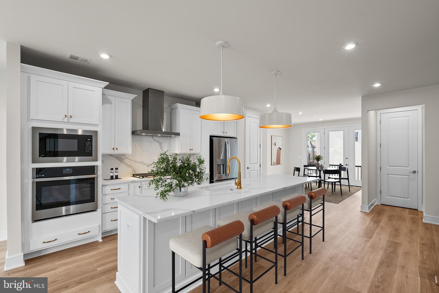 42121 PICASSO SQ, ASHBURN, Virginia 20148, 3 Bedrooms Bedrooms, ,2 BathroomsBathrooms,Residential,For sale,42121 PICASSO SQ,VALO2111346 MLS # VALO2111346