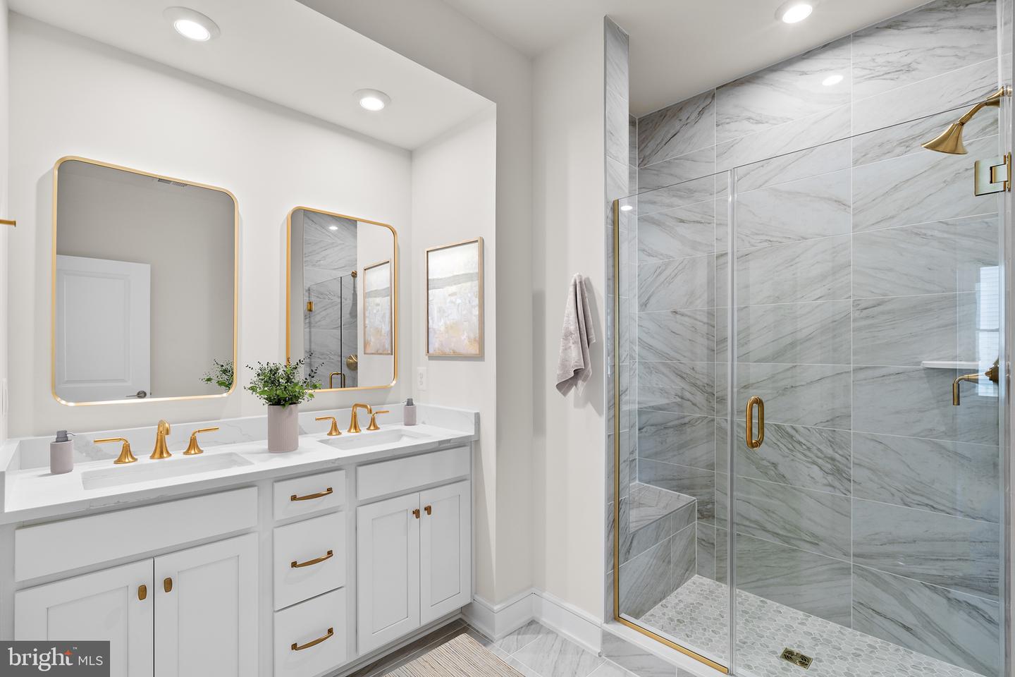 42121 PICASSO SQ, ASHBURN, Virginia 20148, 3 Bedrooms Bedrooms, ,2 BathroomsBathrooms,Residential,For sale,42121 PICASSO SQ,VALO2111346 MLS # VALO2111346