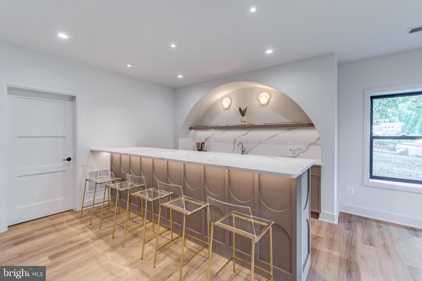 913 SYMPHONY CIR SW, VIENNA, Virginia 22180, 7 Bedrooms Bedrooms, ,7 BathroomsBathrooms,Residential,For sale,913 SYMPHONY CIR SW,VAFX2279696 MLS # VAFX2279696 913 SYMPHONY CIR SW, VIENNA, Virginia 22180, 7 Bedrooms Bedrooms, ,7 BathroomsBathrooms,Residential,For sale,913 SYMPHONY CIR SW,VAFX2279696 MLS # VAFX2279696