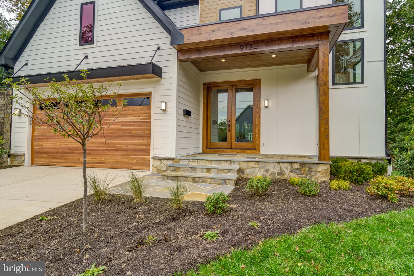913 SYMPHONY CIR SW, VIENNA, Virginia 22180, 7 Bedrooms Bedrooms, ,7 BathroomsBathrooms,Residential,For sale,913 SYMPHONY CIR SW,VAFX2279696 MLS # VAFX2279696 913 SYMPHONY CIR SW, VIENNA, Virginia 22180, 7 Bedrooms Bedrooms, ,7 BathroomsBathrooms,Residential,For sale,913 SYMPHONY CIR SW,VAFX2279696 MLS # VAFX2279696