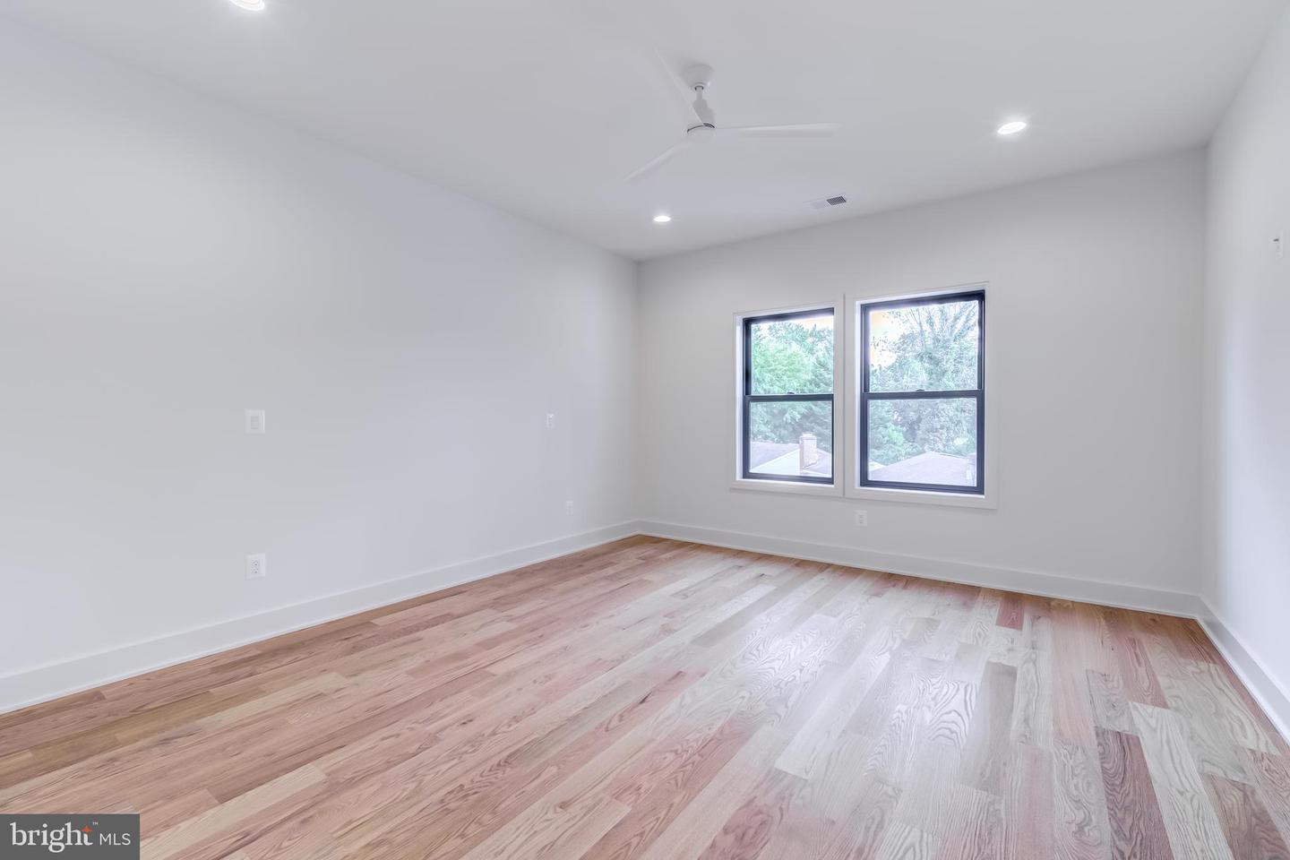 913 SYMPHONY CIR SW, VIENNA, Virginia 22180, 7 Bedrooms Bedrooms, ,7 BathroomsBathrooms,Residential,For sale,913 SYMPHONY CIR SW,VAFX2279696 MLS # VAFX2279696 913 SYMPHONY CIR SW, VIENNA, Virginia 22180, 7 Bedrooms Bedrooms, ,7 BathroomsBathrooms,Residential,For sale,913 SYMPHONY CIR SW,VAFX2279696 MLS # VAFX2279696