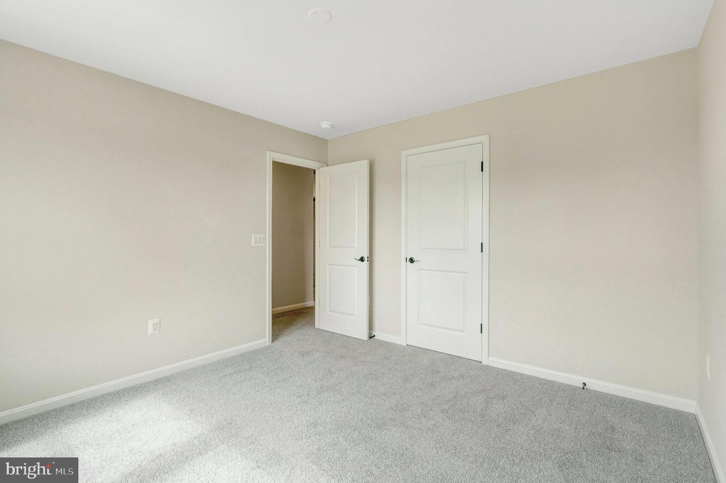 106 MIDSUMMER LN, MIDDLETOWN, Virginia 22645, 3 Bedrooms Bedrooms, ,2 BathroomsBathrooms,Residential,For sale,106 MIDSUMMER LN,VAFV2033310 MLS # VAFV2033310