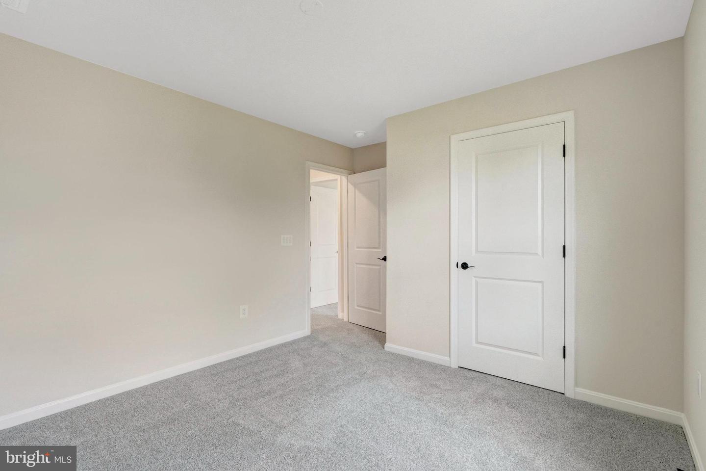 106 MIDSUMMER LN, MIDDLETOWN, Virginia 22645, 3 Bedrooms Bedrooms, ,2 BathroomsBathrooms,Residential,For sale,106 MIDSUMMER LN,VAFV2033310 MLS # VAFV2033310