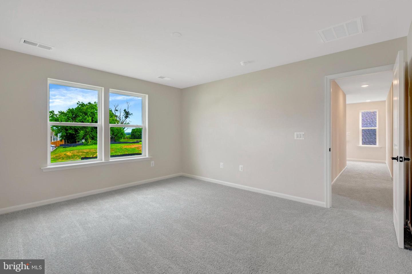 106 MIDSUMMER LN, MIDDLETOWN, Virginia 22645, 3 Bedrooms Bedrooms, ,2 BathroomsBathrooms,Residential,For sale,106 MIDSUMMER LN,VAFV2033310 MLS # VAFV2033310