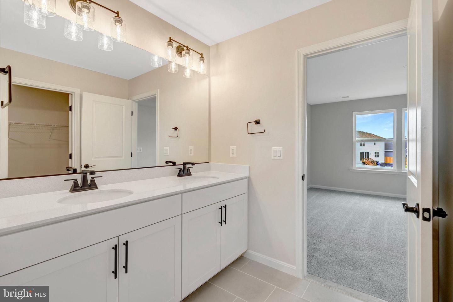 106 MIDSUMMER LN, MIDDLETOWN, Virginia 22645, 3 Bedrooms Bedrooms, ,2 BathroomsBathrooms,Residential,For sale,106 MIDSUMMER LN,VAFV2033310 MLS # VAFV2033310