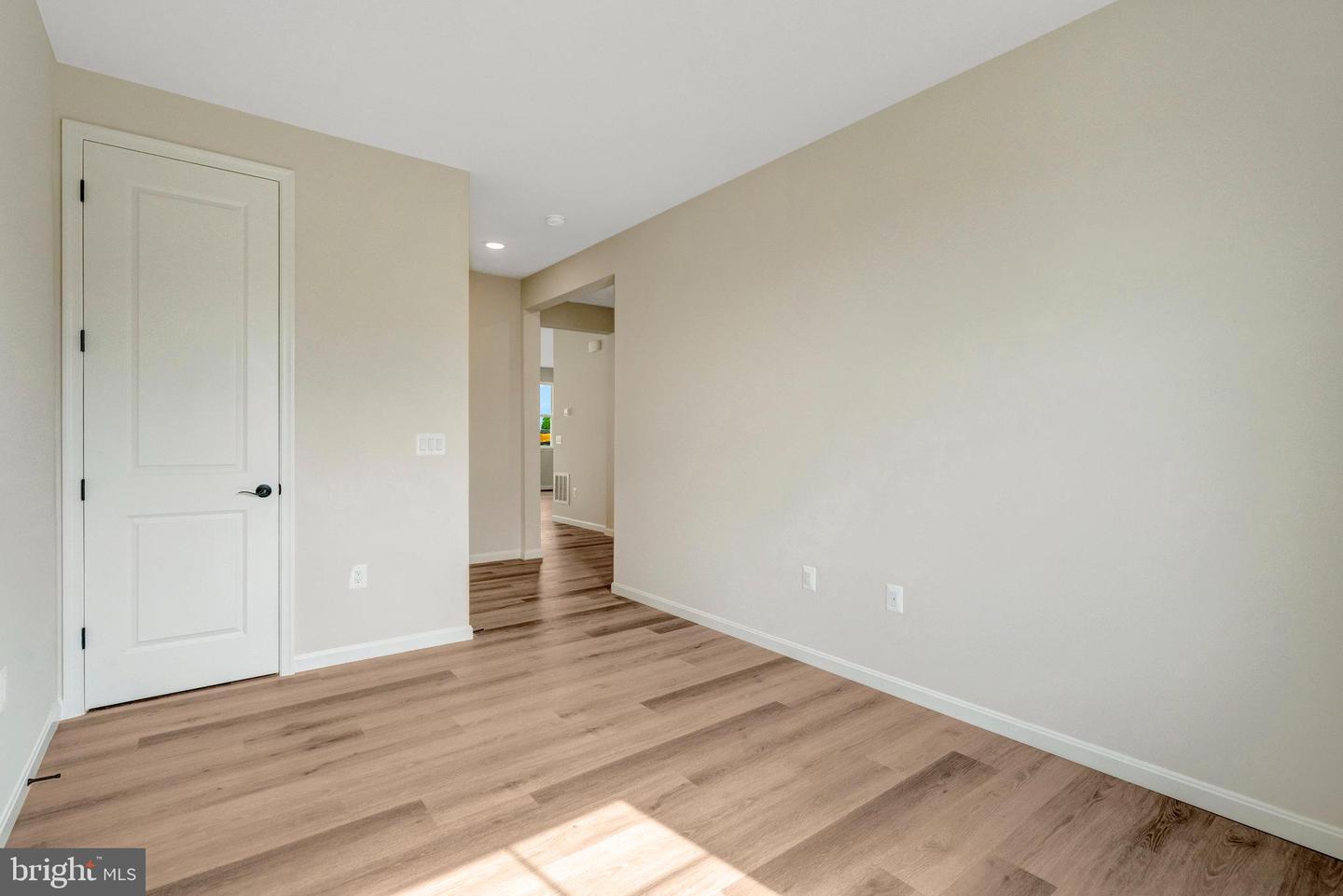 106 MIDSUMMER LN, MIDDLETOWN, Virginia 22645, 3 Bedrooms Bedrooms, ,2 BathroomsBathrooms,Residential,For sale,106 MIDSUMMER LN,VAFV2033310 MLS # VAFV2033310