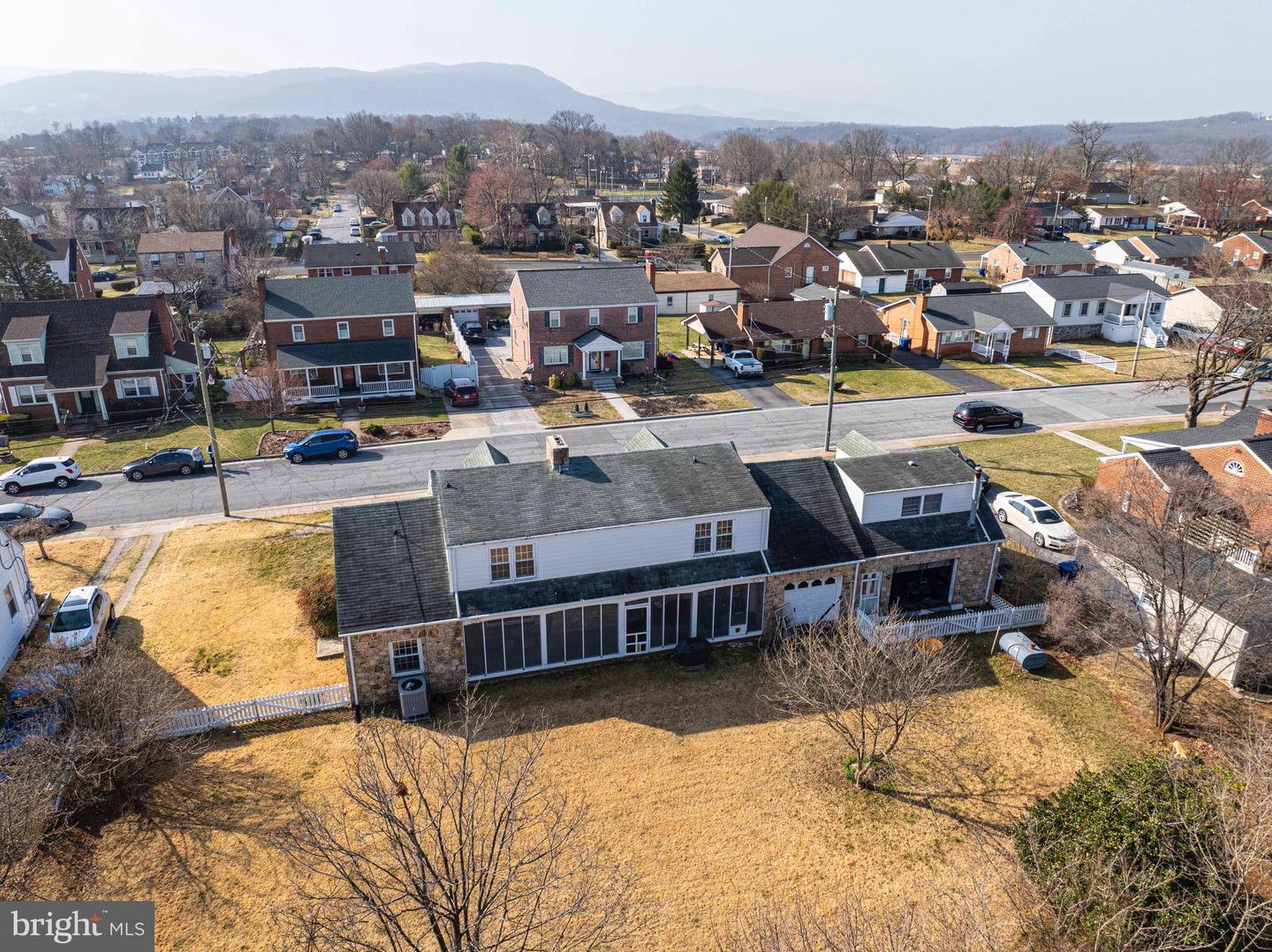 425 W 15TH ST, FRONT ROYAL, Virginia 22630, 5 Bedrooms Bedrooms, 9 Rooms Rooms,2 BathroomsBathrooms,Residential,For sale,425 W 15TH ST,VAWR2010840 MLS # VAWR2010840