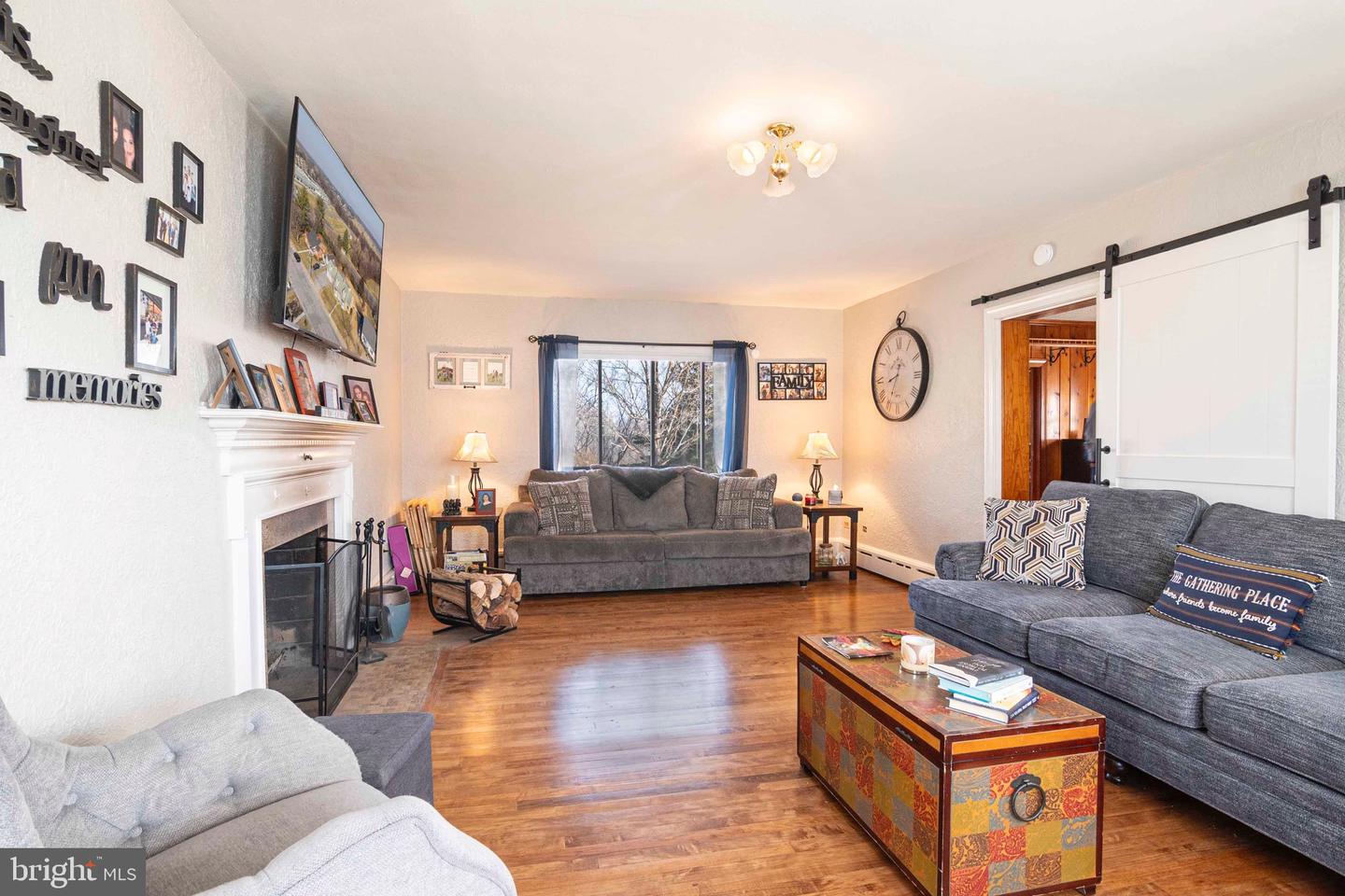 425 W 15TH ST, FRONT ROYAL, Virginia 22630, 5 Bedrooms Bedrooms, 9 Rooms Rooms,2 BathroomsBathrooms,Residential,For sale,425 W 15TH ST,VAWR2010840 MLS # VAWR2010840