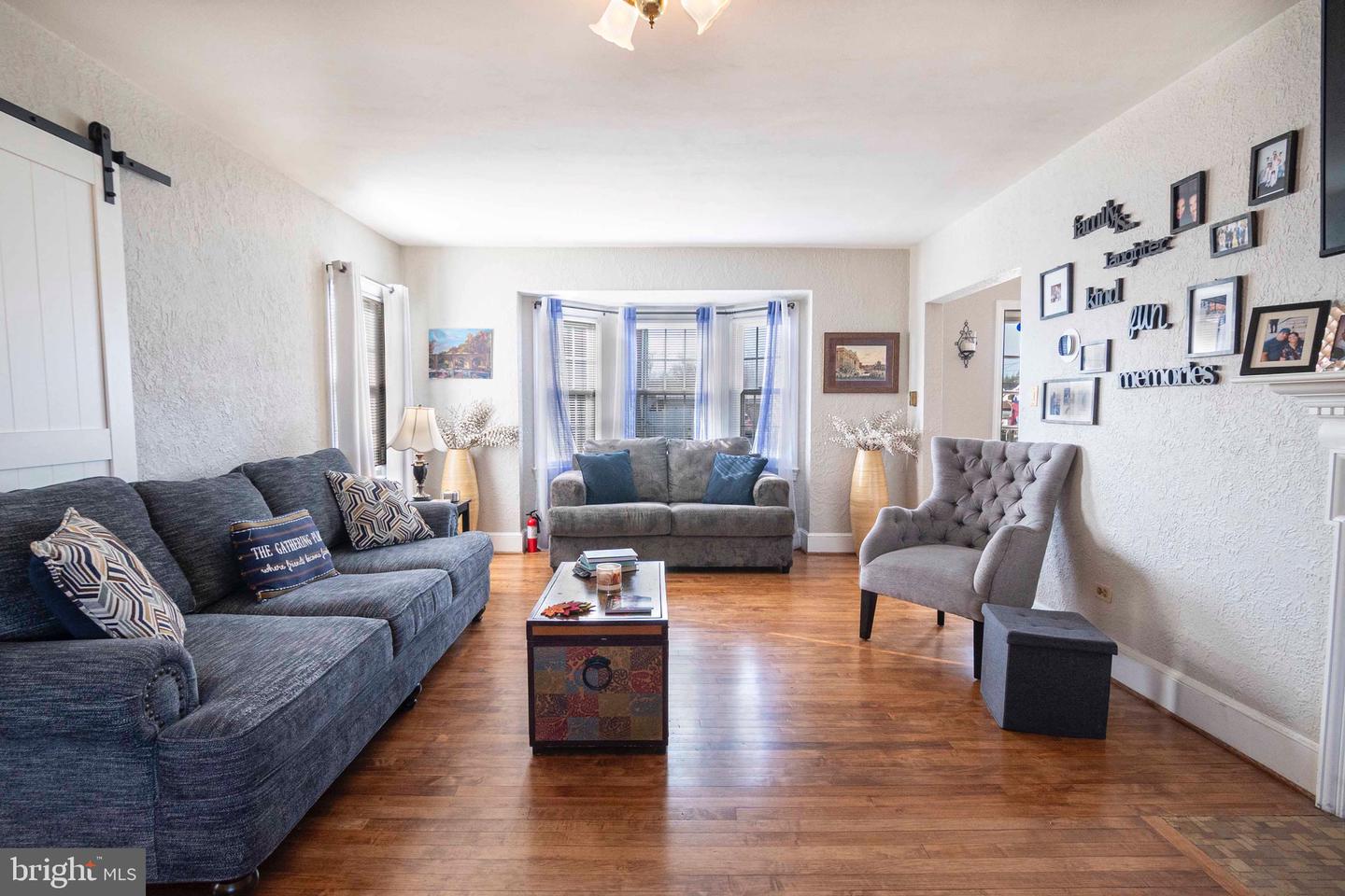 425 W 15TH ST, FRONT ROYAL, Virginia 22630, 5 Bedrooms Bedrooms, 9 Rooms Rooms,2 BathroomsBathrooms,Residential,For sale,425 W 15TH ST,VAWR2010840 MLS # VAWR2010840