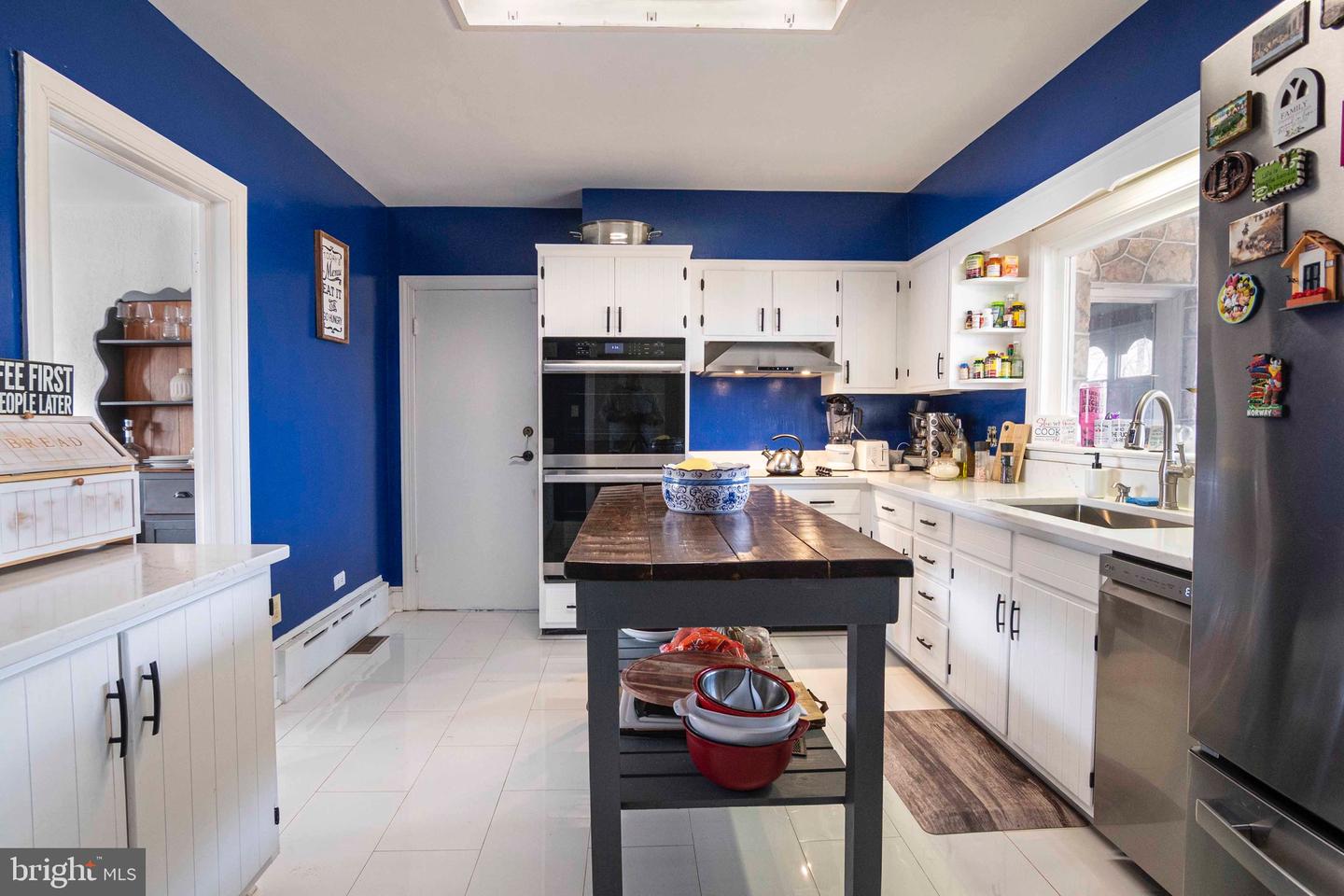 425 W 15TH ST, FRONT ROYAL, Virginia 22630, 5 Bedrooms Bedrooms, 9 Rooms Rooms,2 BathroomsBathrooms,Residential,For sale,425 W 15TH ST,VAWR2010840 MLS # VAWR2010840