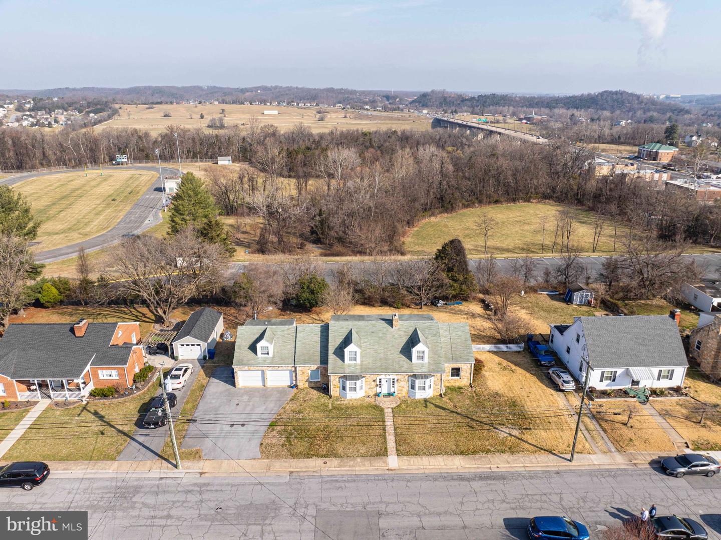 425 W 15TH ST, FRONT ROYAL, Virginia 22630, 5 Bedrooms Bedrooms, 9 Rooms Rooms,2 BathroomsBathrooms,Residential,For sale,425 W 15TH ST,VAWR2010840 MLS # VAWR2010840