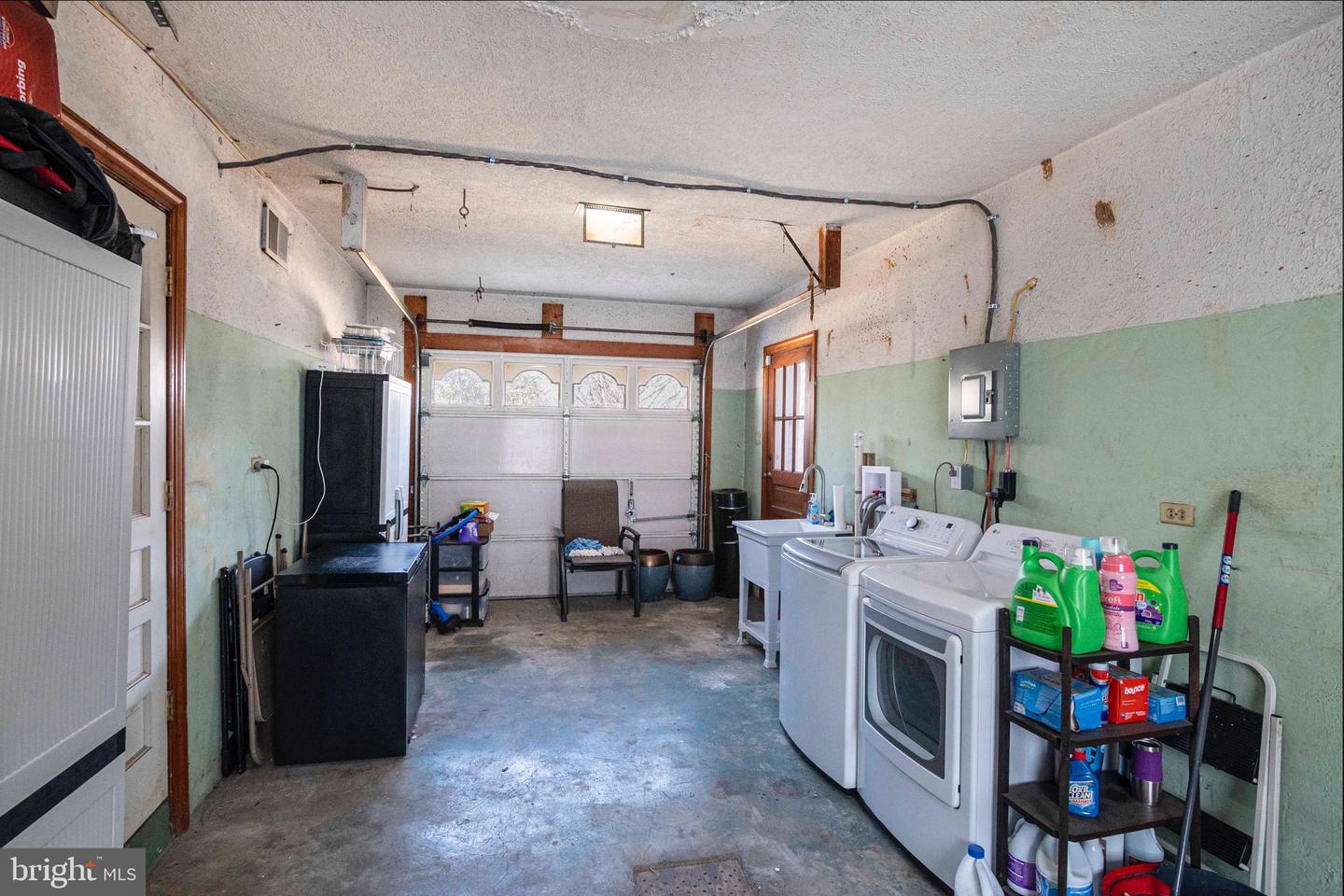 425 W 15TH ST, FRONT ROYAL, Virginia 22630, 5 Bedrooms Bedrooms, 9 Rooms Rooms,2 BathroomsBathrooms,Residential,For sale,425 W 15TH ST,VAWR2010840 MLS # VAWR2010840