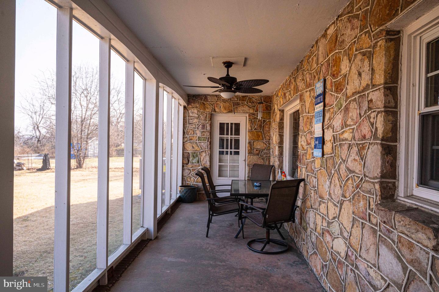 425 W 15TH ST, FRONT ROYAL, Virginia 22630, 5 Bedrooms Bedrooms, 9 Rooms Rooms,2 BathroomsBathrooms,Residential,For sale,425 W 15TH ST,VAWR2010840 MLS # VAWR2010840