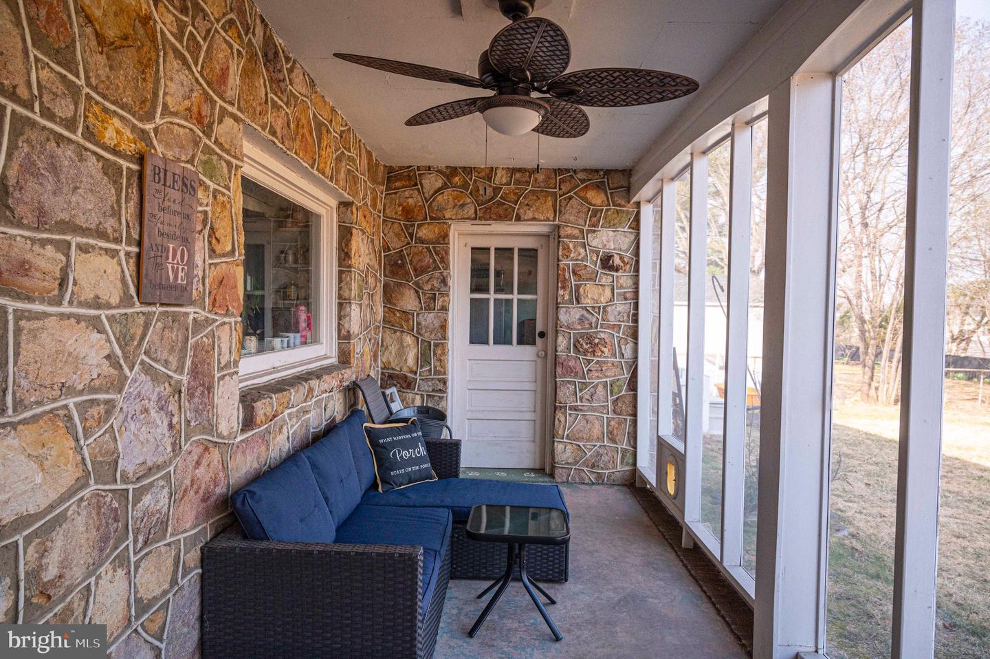 425 W 15TH ST, FRONT ROYAL, Virginia 22630, 5 Bedrooms Bedrooms, 9 Rooms Rooms,2 BathroomsBathrooms,Residential,For sale,425 W 15TH ST,VAWR2010840 MLS # VAWR2010840