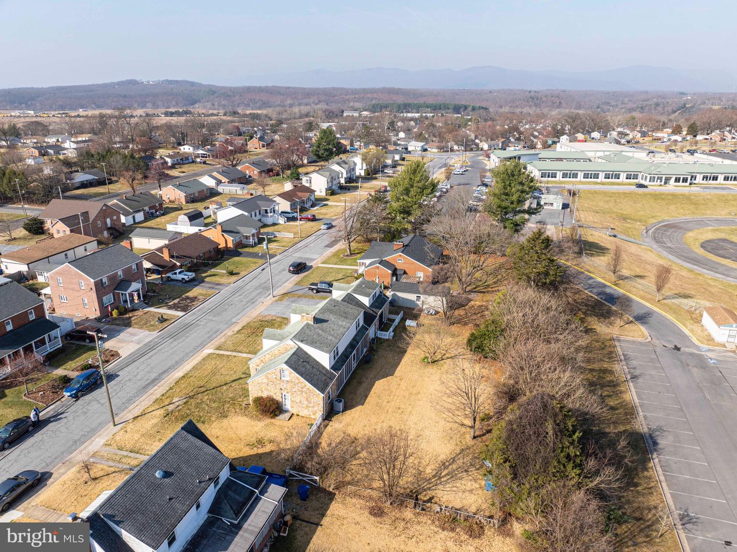 425 W 15TH ST, FRONT ROYAL, Virginia 22630, 5 Bedrooms Bedrooms, 9 Rooms Rooms,2 BathroomsBathrooms,Residential,For sale,425 W 15TH ST,VAWR2010840 MLS # VAWR2010840