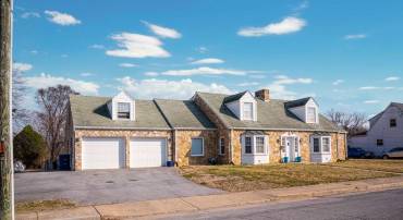 425 W 15TH ST, FRONT ROYAL, Virginia 22630, 5 Bedrooms Bedrooms, 9 Rooms Rooms,2 BathroomsBathrooms,Residential,For sale,425 W 15TH ST,VAWR2010840 MLS # VAWR2010840