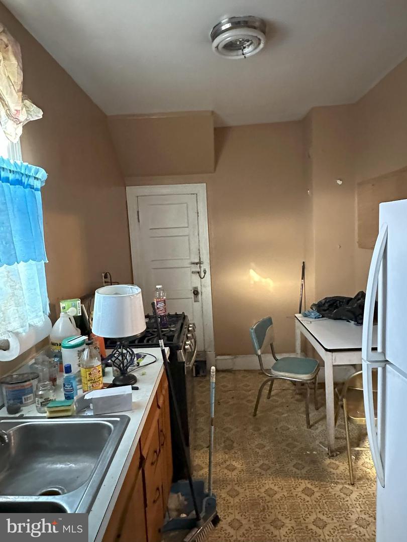 1622 EASTERN AVE NE, WASHINGTON, District Of Columbia 20019, 3 Bedrooms Bedrooms, ,1 BathroomBathrooms,Residential,For sale,1622 EASTERN AVE NE,DCDC2197674 MLS # DCDC2197674 1622 EASTERN AVE NE, WASHINGTON, District Of Columbia 20019, 3 Bedrooms Bedrooms, ,1 BathroomBathrooms,Residential,For sale,1622 EASTERN AVE NE,DCDC2197674 MLS # DCDC2197674