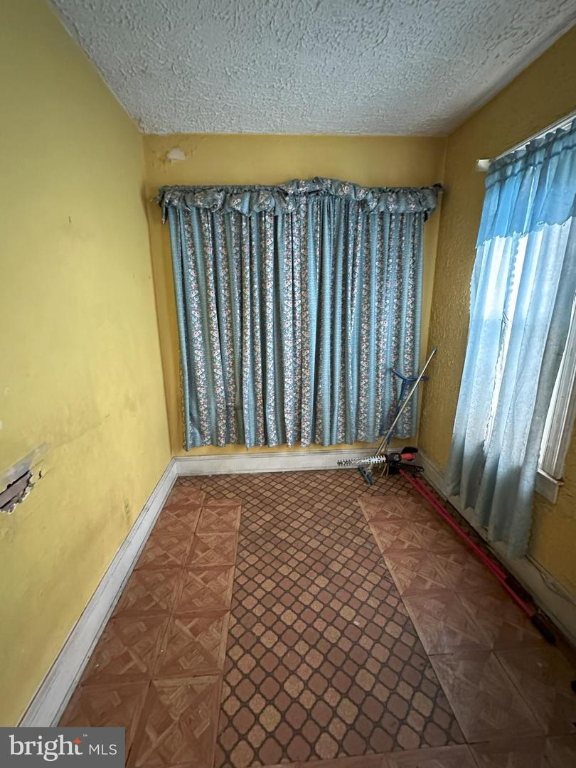 1622 EASTERN AVE NE, WASHINGTON, District Of Columbia 20019, 3 Bedrooms Bedrooms, ,1 BathroomBathrooms,Residential,For sale,1622 EASTERN AVE NE,DCDC2197674 MLS # DCDC2197674 1622 EASTERN AVE NE, WASHINGTON, District Of Columbia 20019, 3 Bedrooms Bedrooms, ,1 BathroomBathrooms,Residential,For sale,1622 EASTERN AVE NE,DCDC2197674 MLS # DCDC2197674