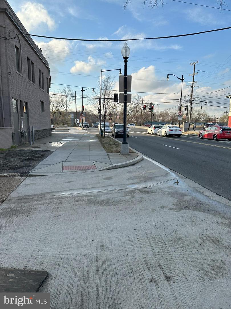 1622 EASTERN AVE NE, WASHINGTON, District Of Columbia 20019, 3 Bedrooms Bedrooms, ,1 BathroomBathrooms,Residential,For sale,1622 EASTERN AVE NE,DCDC2197674 MLS # DCDC2197674 1622 EASTERN AVE NE, WASHINGTON, District Of Columbia 20019, 3 Bedrooms Bedrooms, ,1 BathroomBathrooms,Residential,For sale,1622 EASTERN AVE NE,DCDC2197674 MLS # DCDC2197674