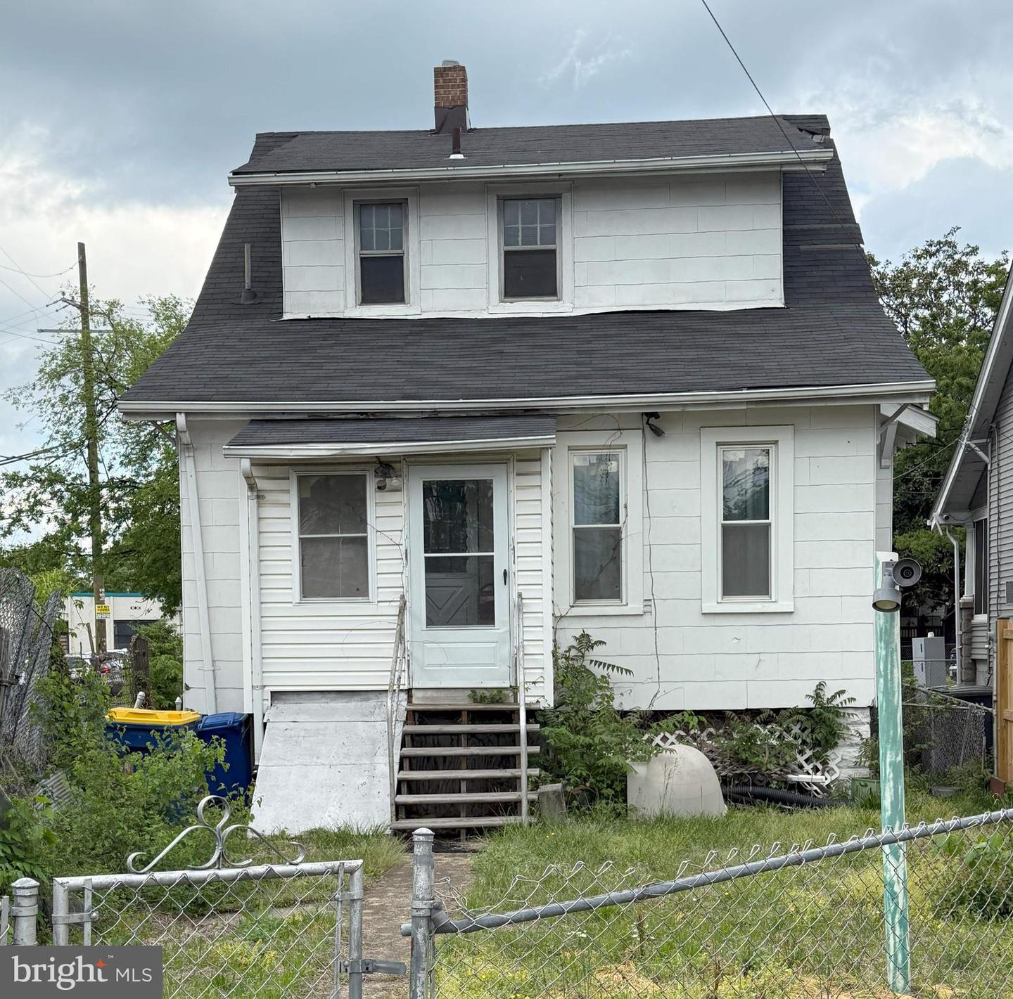 1622 EASTERN AVE NE, WASHINGTON, District Of Columbia 20019, 3 Bedrooms Bedrooms, ,1 BathroomBathrooms,Residential,For sale,1622 EASTERN AVE NE,DCDC2197674 MLS # DCDC2197674 1622 EASTERN AVE NE, WASHINGTON, District Of Columbia 20019, 3 Bedrooms Bedrooms, ,1 BathroomBathrooms,Residential,For sale,1622 EASTERN AVE NE,DCDC2197674 MLS # DCDC2197674