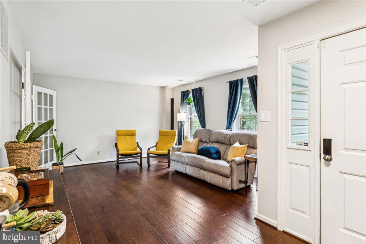 12592 ROCK RIDGE RD, HERNDON, Virginia 20170, 3 Bedrooms Bedrooms, ,2 BathroomsBathrooms,Residential,For sale,12592 ROCK RIDGE RD,VAFX2259160 MLS # VAFX2259160 12592 ROCK RIDGE RD, HERNDON, Virginia 20170, 3 Bedrooms Bedrooms, ,2 BathroomsBathrooms,Residential,For sale,12592 ROCK RIDGE RD,VAFX2259160 MLS # VAFX2259160