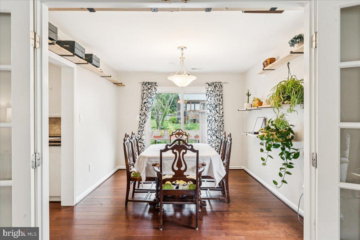 12592 ROCK RIDGE RD, HERNDON, Virginia 20170, 3 Bedrooms Bedrooms, ,2 BathroomsBathrooms,Residential,For sale,12592 ROCK RIDGE RD,VAFX2259160 MLS # VAFX2259160 12592 ROCK RIDGE RD, HERNDON, Virginia 20170, 3 Bedrooms Bedrooms, ,2 BathroomsBathrooms,Residential,For sale,12592 ROCK RIDGE RD,VAFX2259160 MLS # VAFX2259160