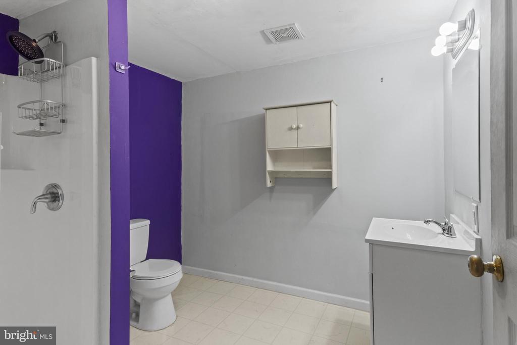 8704 THREE NOTCH RD, LOUISA, Virginia 23093, 2 Bedrooms Bedrooms, ,2 BathroomsBathrooms,Residential,8704 THREE NOTCH RD,VALA2008924 MLS # VALA2008924