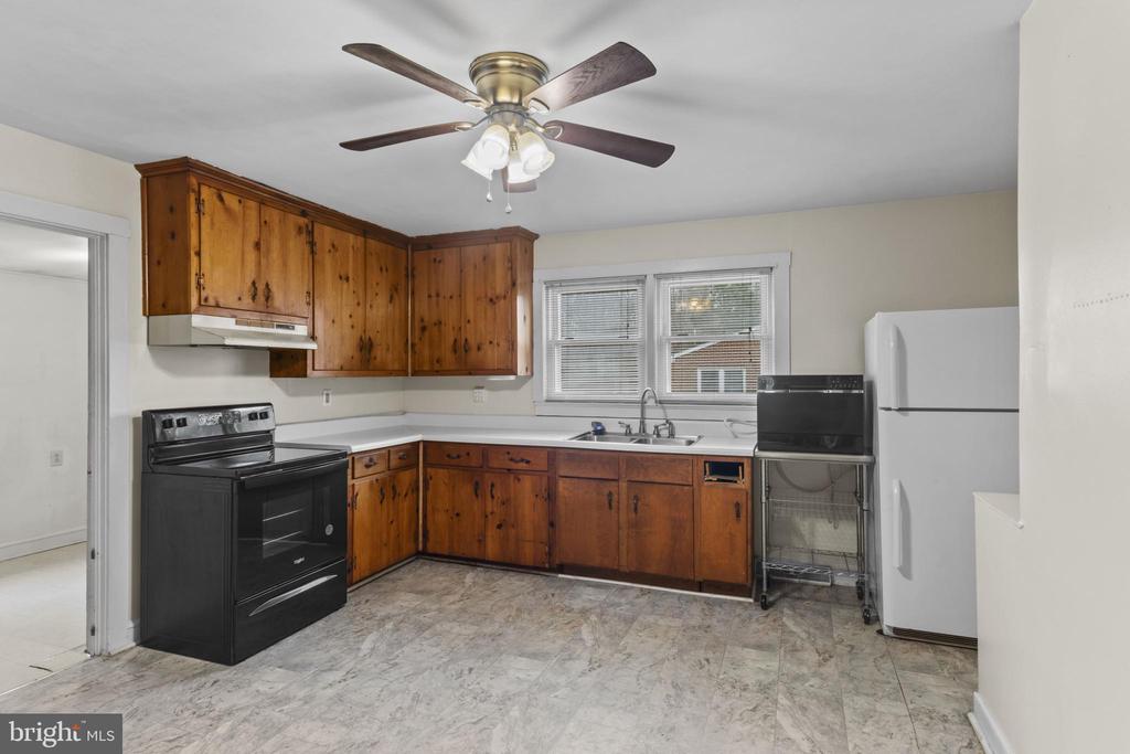 8704 THREE NOTCH RD, LOUISA, Virginia 23093, 2 Bedrooms Bedrooms, ,2 BathroomsBathrooms,Residential,8704 THREE NOTCH RD,VALA2008924 MLS # VALA2008924