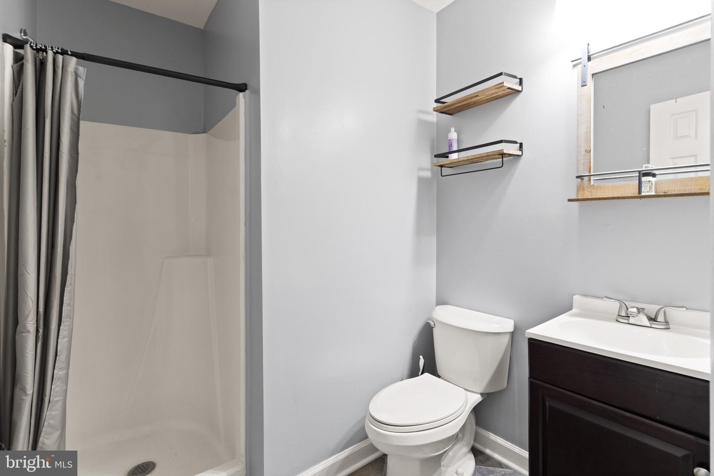 1315 MEAD TER, WOODBRIDGE, Virginia 22191, 3 Bedrooms Bedrooms, 6 Rooms Rooms,3 BathroomsBathrooms,Residential,For sale,1315 MEAD TER,VAPW2101628 MLS # VAPW2101628