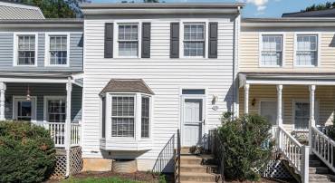 205 POWHATAN CT #100, STAFFORD, Virginia 22556, 3 Bedrooms Bedrooms, ,2 BathroomsBathrooms,Residential,For sale,205 POWHATAN CT #100,VAST2041908 MLS # VAST2041908