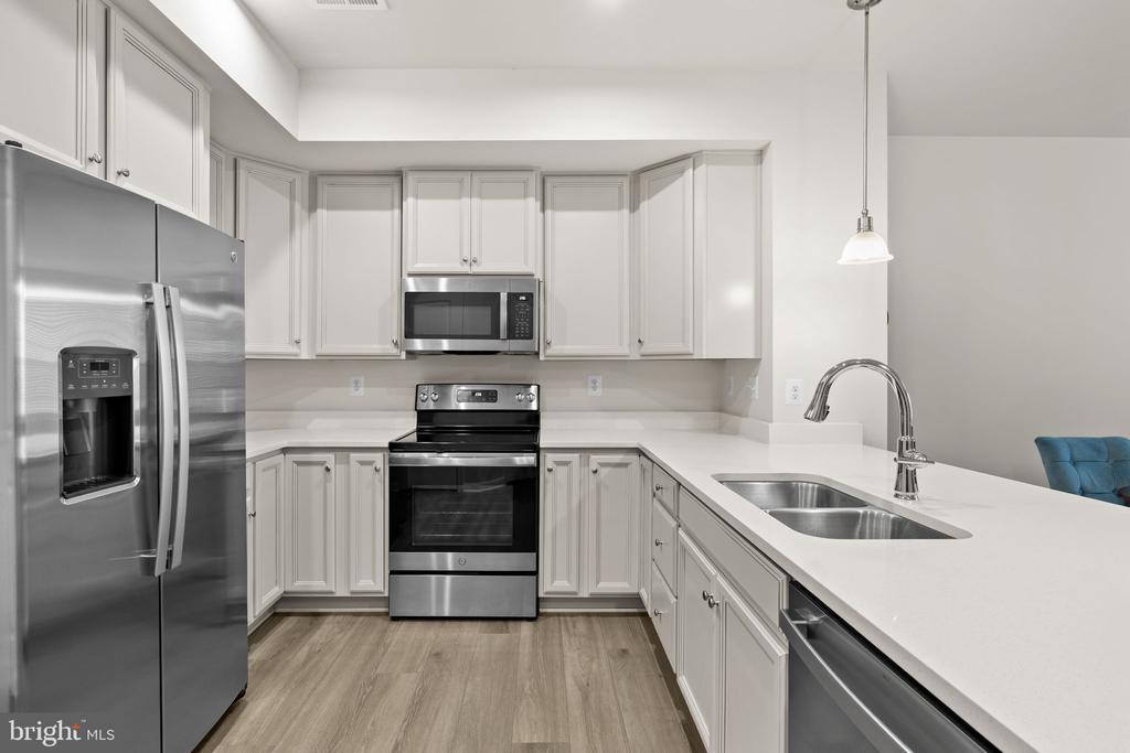 7961 INDEPENDENCE DR, SPOTSYLVANIA, Virginia 22553, 3 Bedrooms Bedrooms, ,2 BathroomsBathrooms,Residential,7961 INDEPENDENCE DR,VASP2037686 MLS # VASP2037686