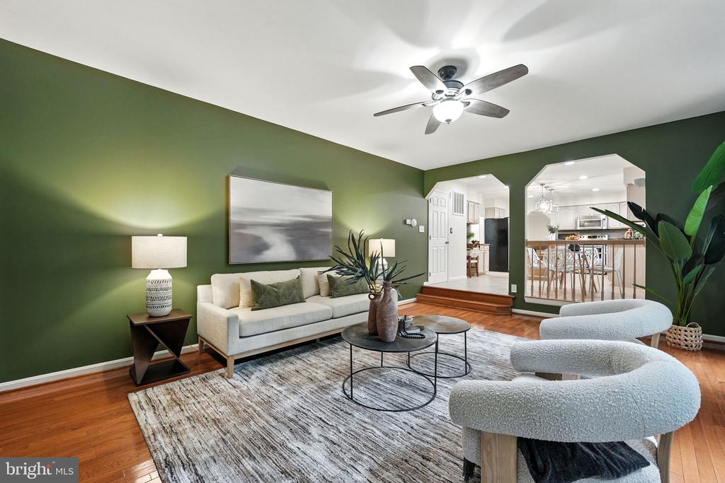 10740 BRIDLEREIN CT, SPOTSYLVANIA, Virginia 22553, 4 Bedrooms Bedrooms, ,3 BathroomsBathrooms,Residential,10740 BRIDLEREIN CT,VASP2037704 MLS # VASP2037704