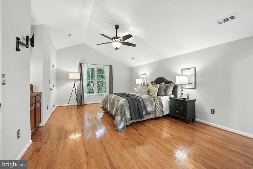 10740 BRIDLEREIN CT, SPOTSYLVANIA, Virginia 22553, 4 Bedrooms Bedrooms, ,3 BathroomsBathrooms,Residential,10740 BRIDLEREIN CT,VASP2037704 MLS # VASP2037704