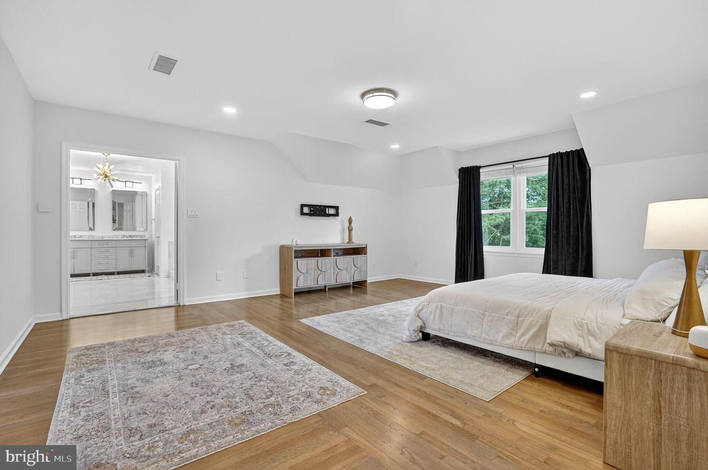 1179 BALLANTRAE LN, MCLEAN, Virginia 22101, 5 Bedrooms Bedrooms, 22 Rooms Rooms,7 BathroomsBathrooms,Residential,For sale,1179 BALLANTRAE LN,VAFX2264628 MLS # VAFX2264628