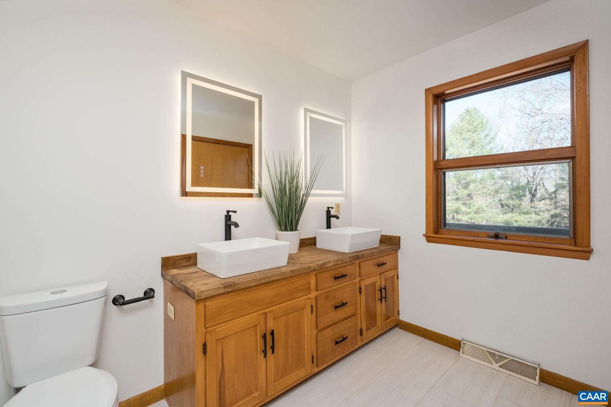 298 COURTHOUSE MOUNTAIN LN, MADISON, Virginia 22727, 3 Bedrooms Bedrooms, ,4 BathroomsBathrooms,Residential,Woodhaven,298 COURTHOUSE MOUNTAIN LN,671261 MLS # 671261